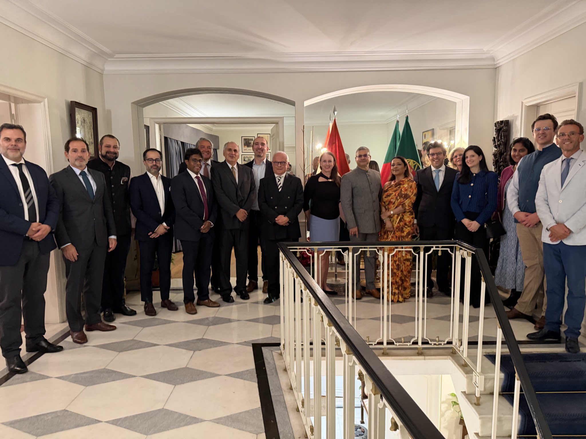 Ambassador hosted members of the Harvard Club of Portugal at India House